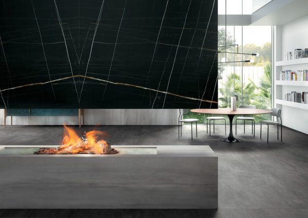 MB10 ME01 CE03 SaharaNoir MetalSilver ConcreteGrey Living Dettaglio